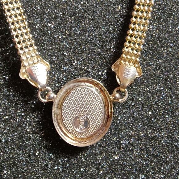 NWOT Cameo necklace - Picture 5 of 8